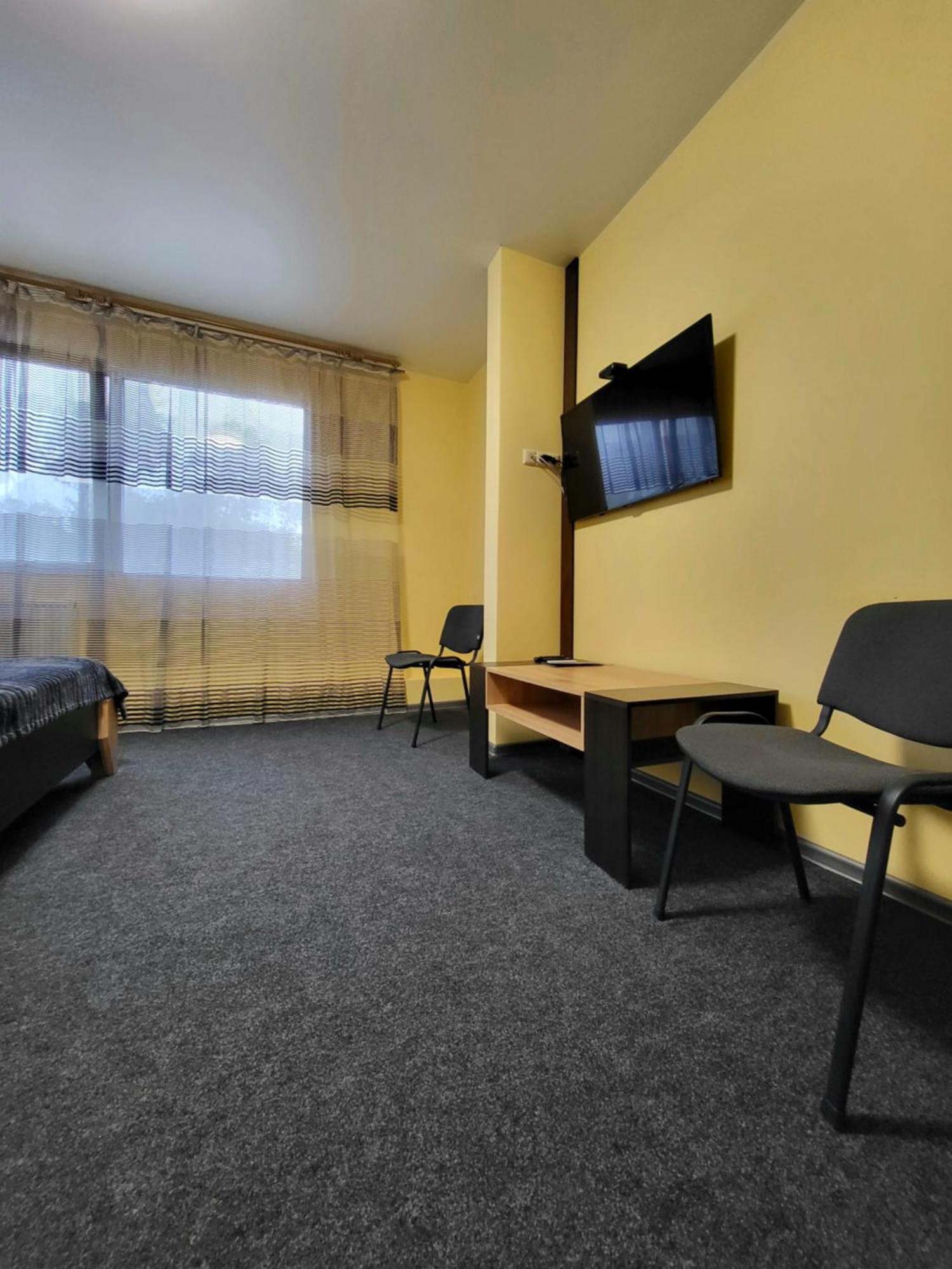 Амстердам Hotel Khmel'nyts'kyy Exterior photo
