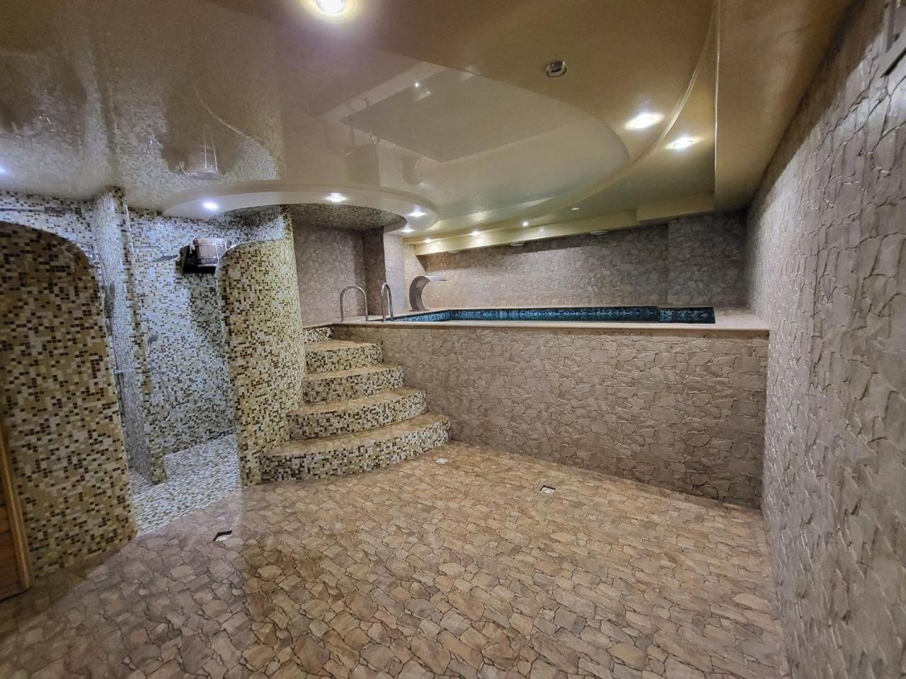 Амстердам Hotel Khmel'nyts'kyy Exterior photo